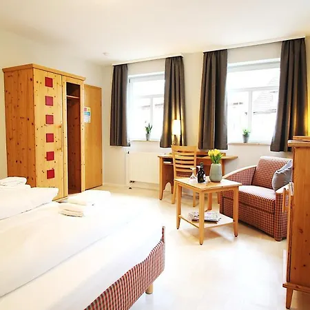 Alte Schmiede فندق