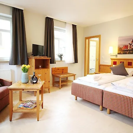 Alte Schmiede * دتلباخ