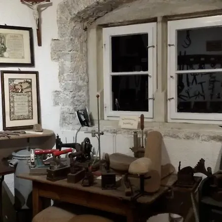 Alte Schmiede * دتلباخ