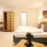 Alte Schmiede فندق